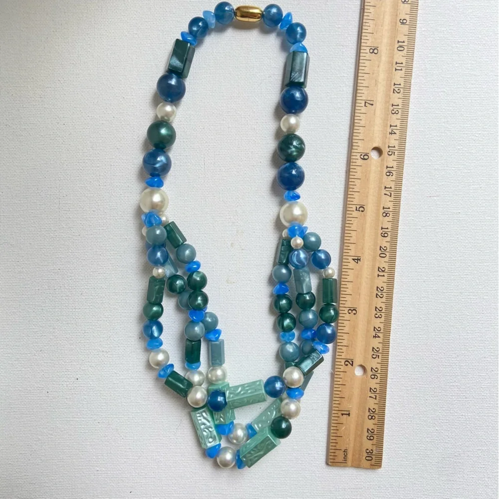 Avon this vintage